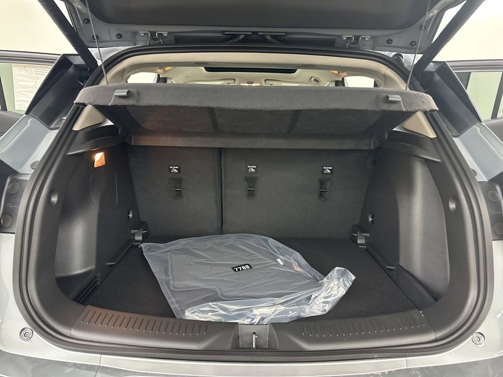 New 2026 Buick Encore GX Avenir w/ Avenir Technology Package image 22