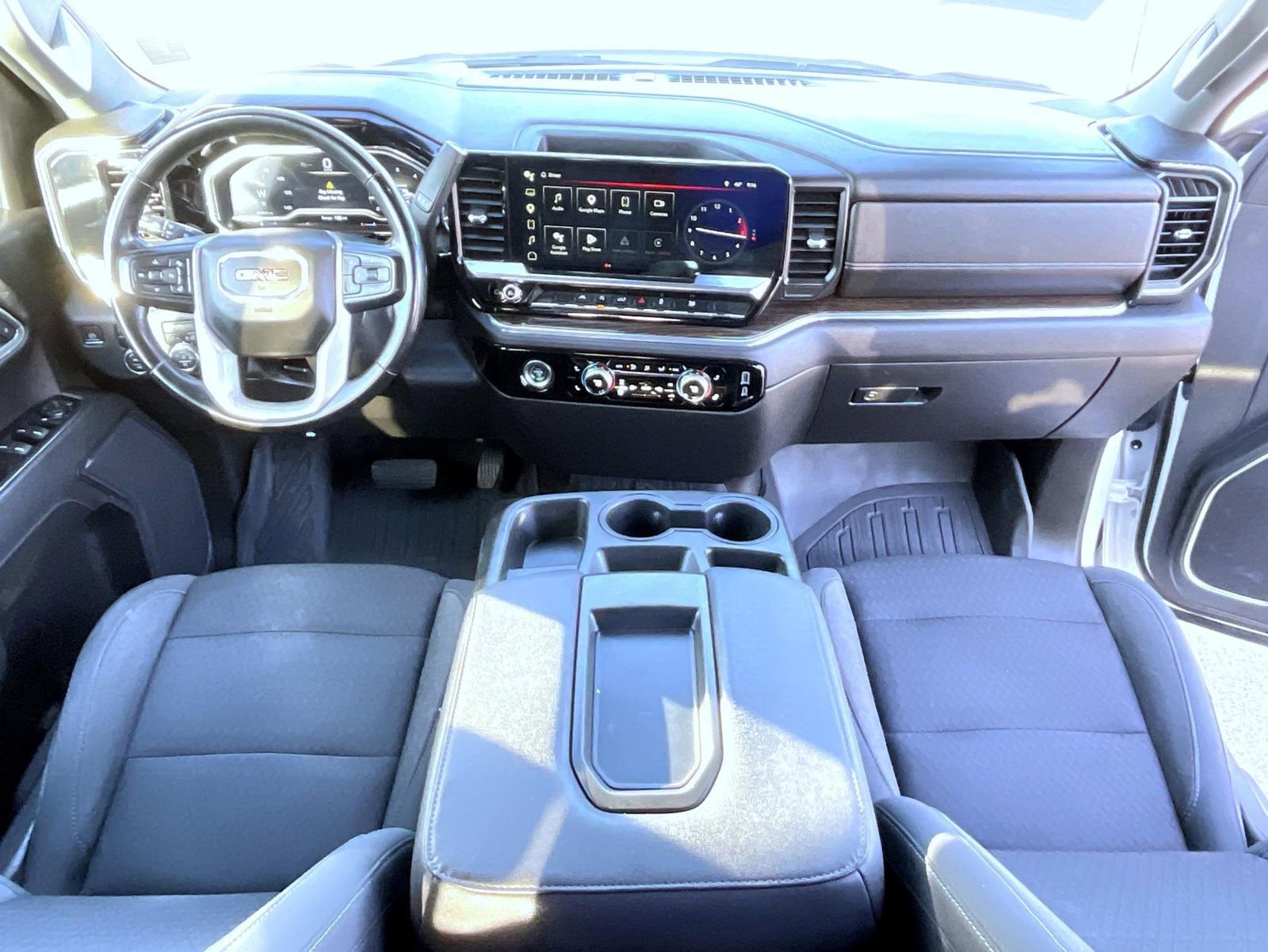 Used 2023 GMC Sierra 1500 Elevation AWD/4WD image 13