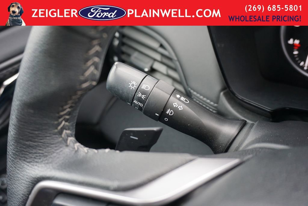 Used 2023 Subaru Outback Premium image 24