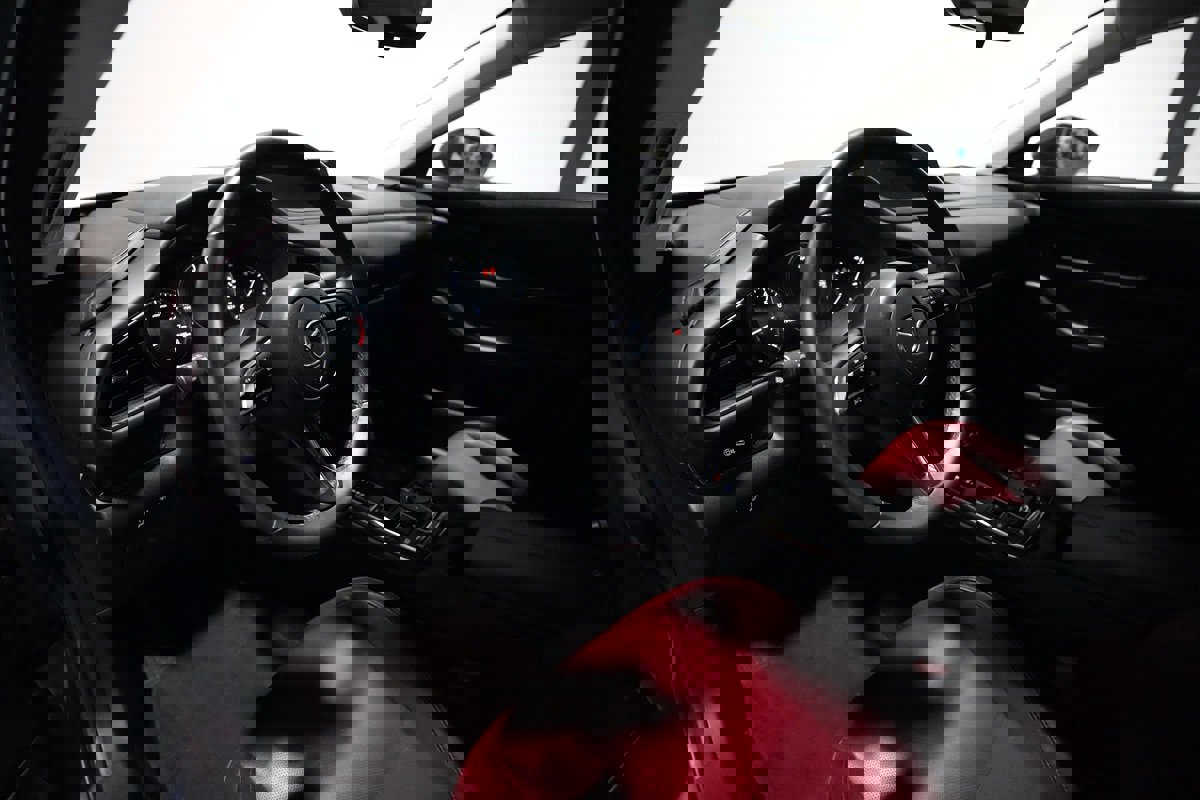 Used 2025 MAZDA CX-30 AWD 2.5 S w/ Preferred Package image 22