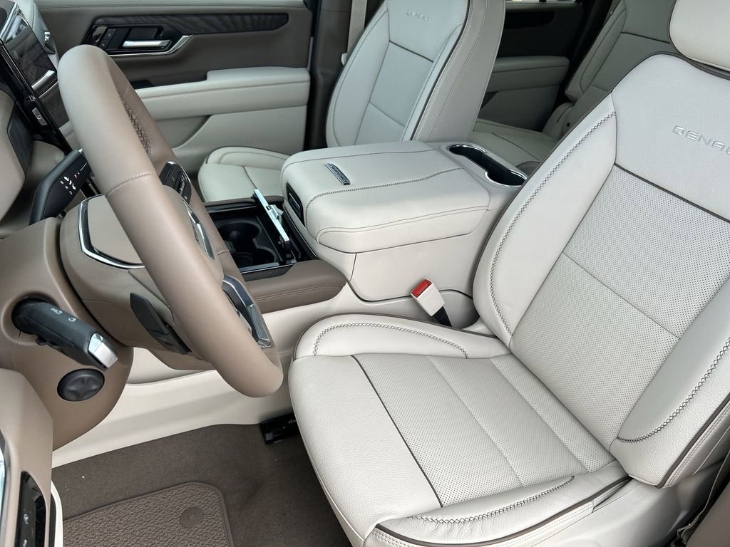 New 2026 GMC Yukon XL Denali w/ Sun & Power Step Package image 20