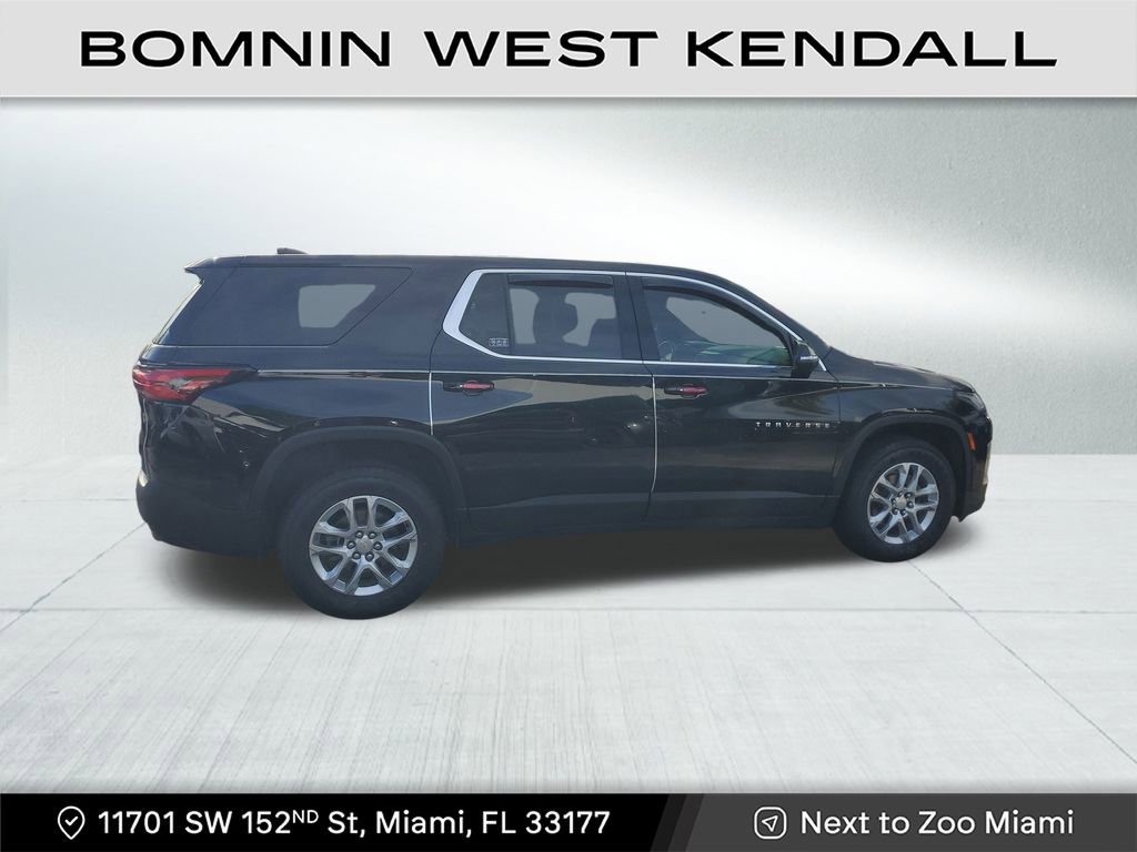Used 2023 Chevrolet Traverse LS w/ Safety Package image 8