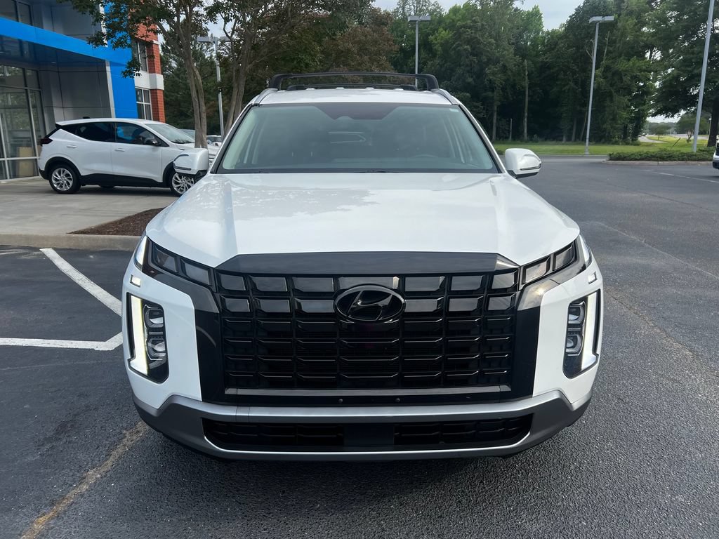 Used 2023 Hyundai Palisade SEL w/ Cargo Package AWD/4WD image 3