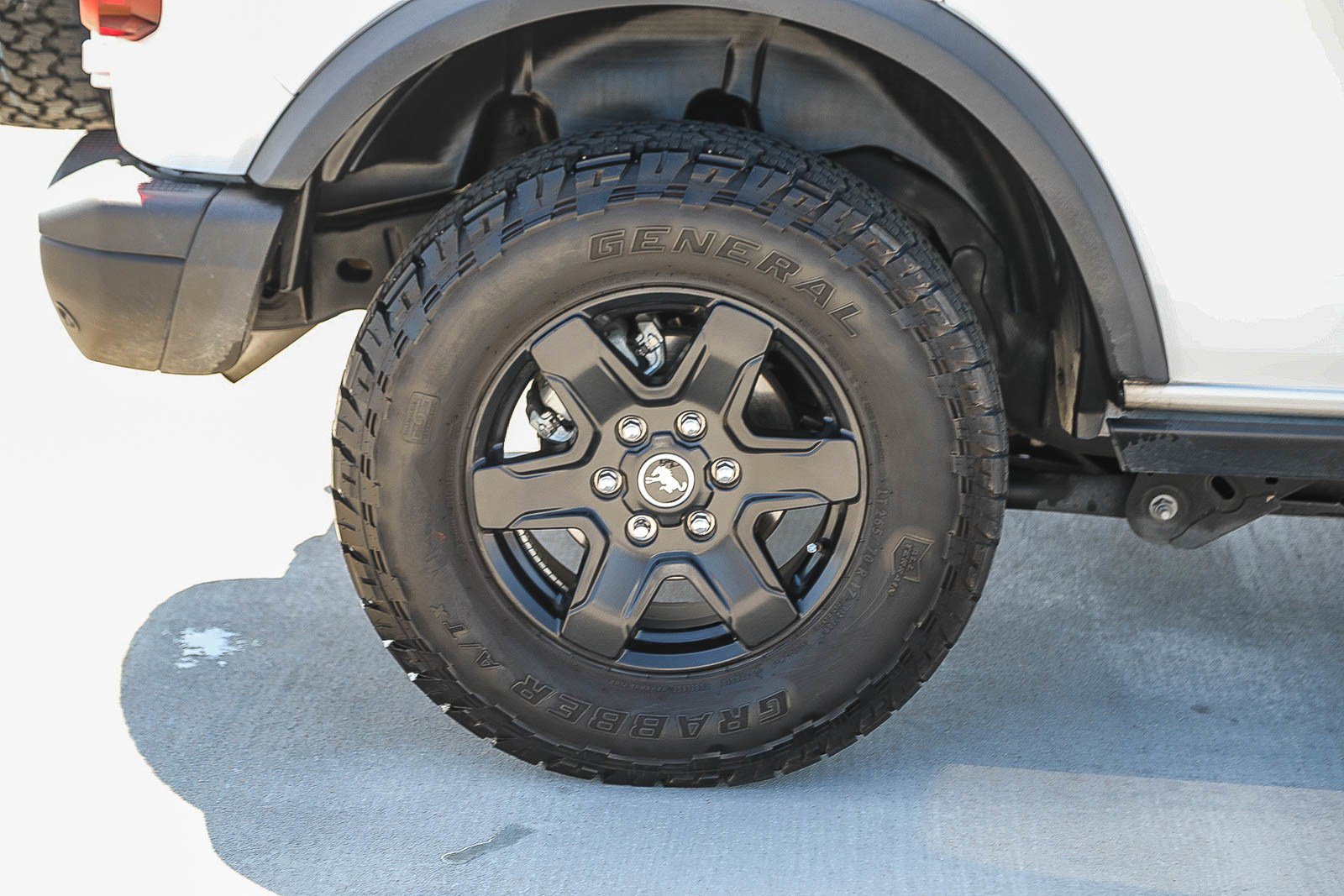 Used 2024 Ford Bronco Black Diamond AWD/4WD image 11