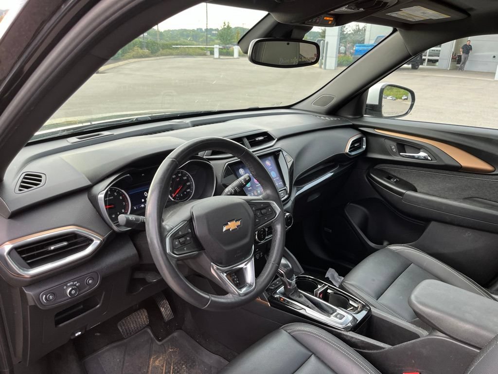 Used 2021 Chevrolet TrailBlazer ACTIV w/ Sun and Liftgate Package AWD/4WD image 7