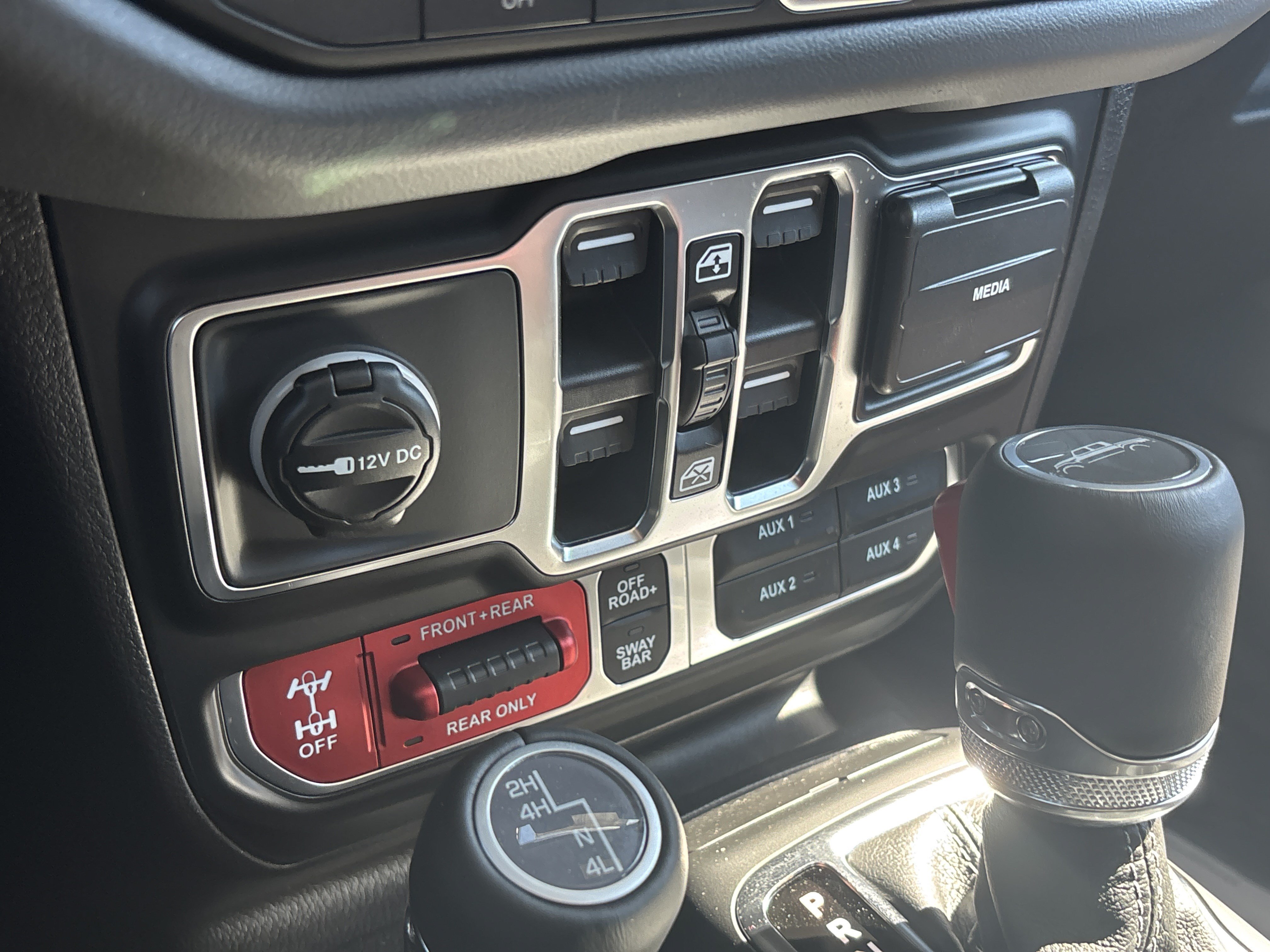 New 2026 Jeep Gladiator Rubicon AWD/4WD image 27