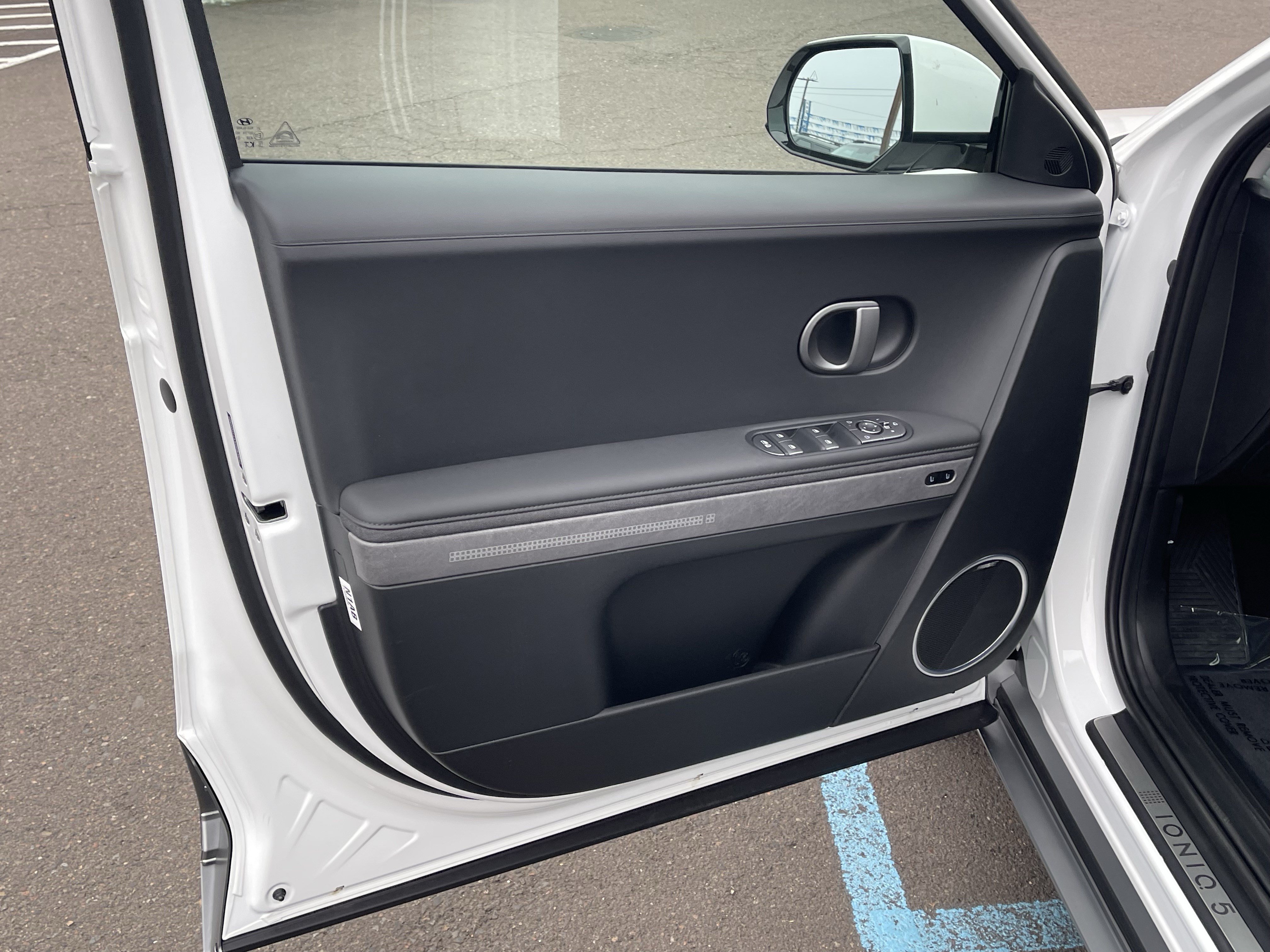 Certified 2026 Hyundai Ioniq 5 Limited RWD image 18
