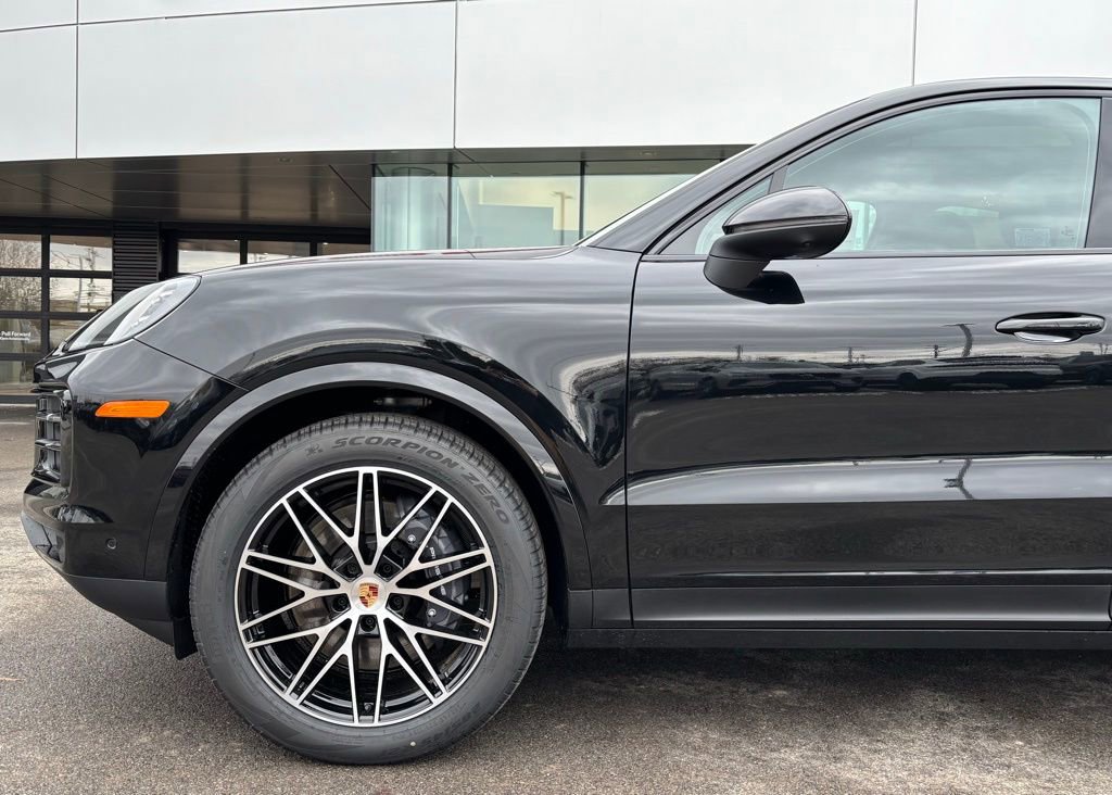 New 2026 Porsche Cayenne Coupe image 23