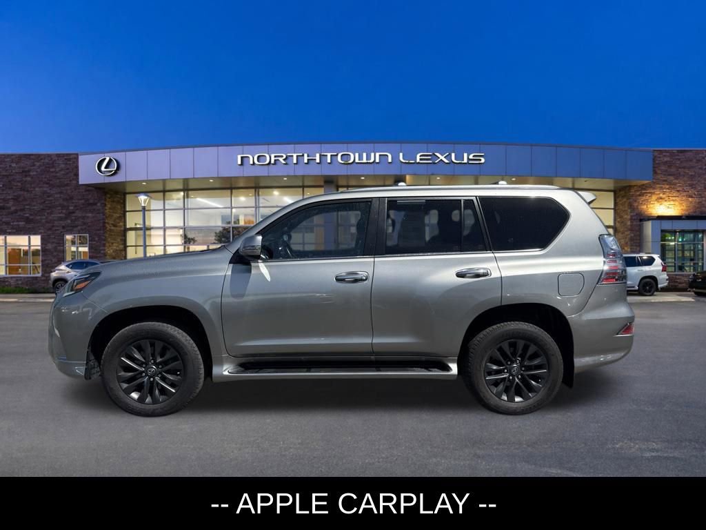 Used 2023 Lexus GX 460 Premium w/ Premium Package AWD/4WD image 2