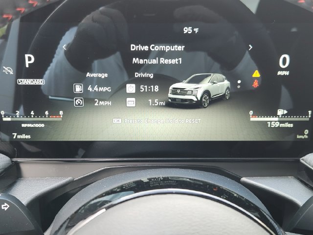New 2025 Nissan Kicks SR w/ Illumination Package FWD image 11