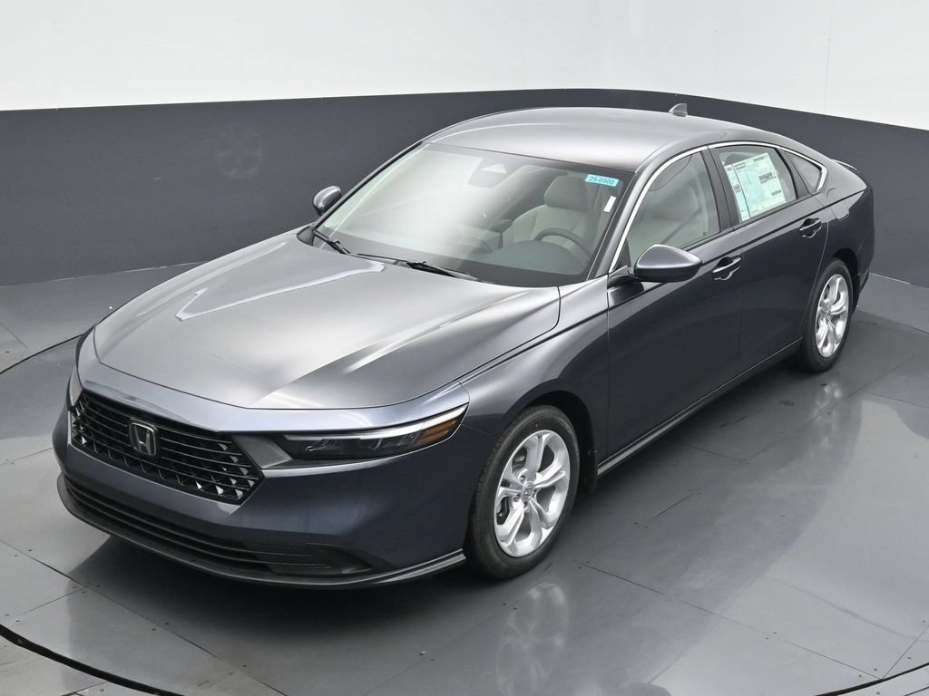Certified 2025 Honda Accord LX image 8