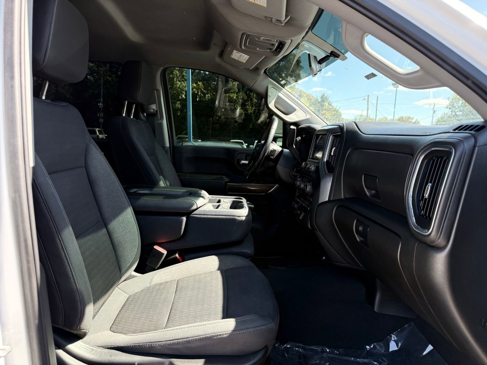 Used 2023 Chevrolet Silverado 2500 LT w/ Convenience Package image 26