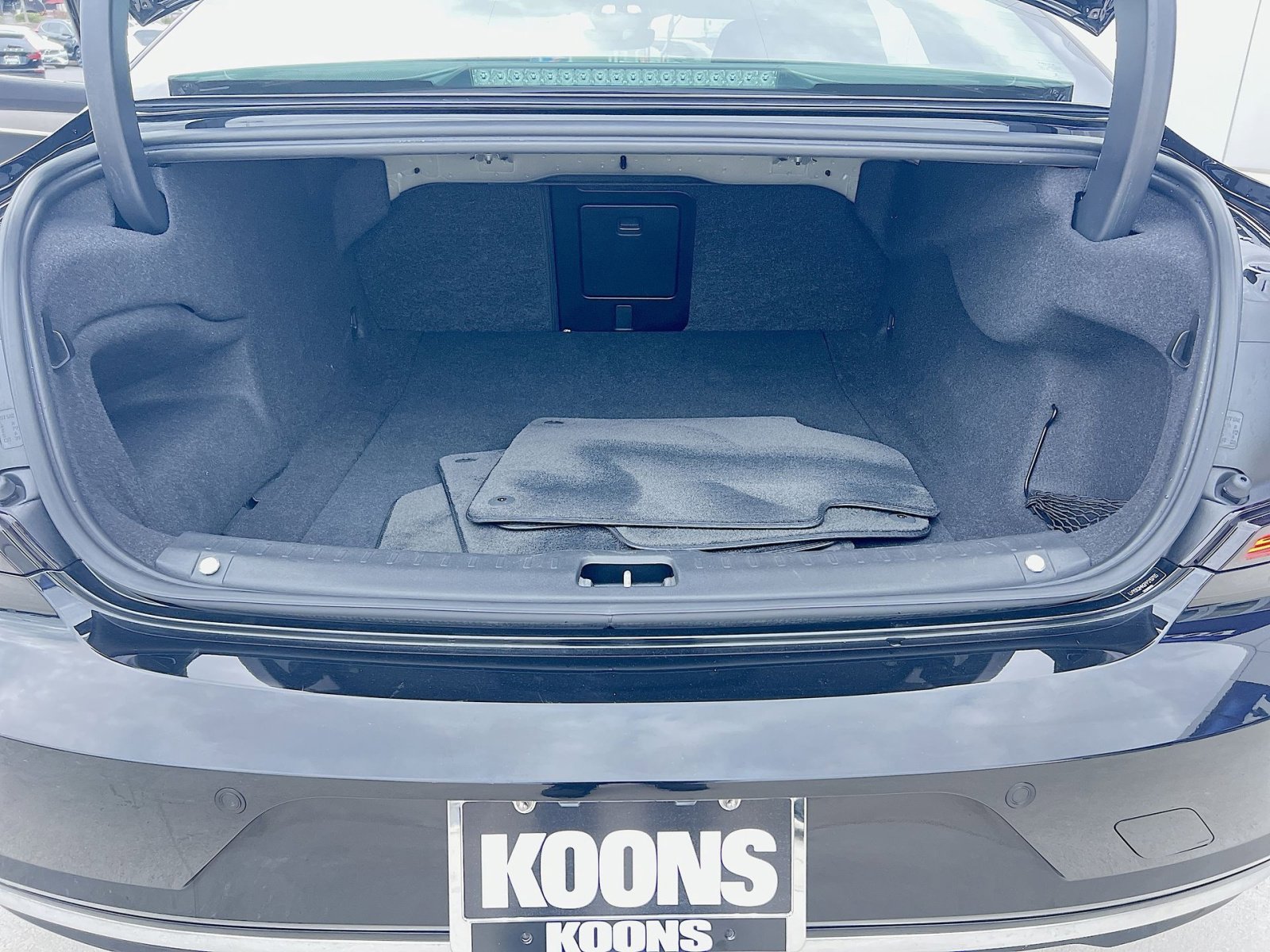 Used 2023 Volvo S90 B6 Plus image 26