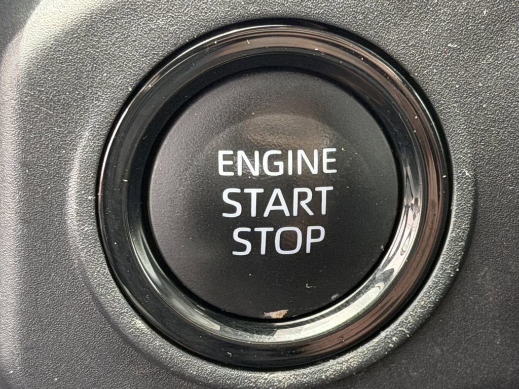 Used 2024 Toyota Tacoma SR RWD image 21