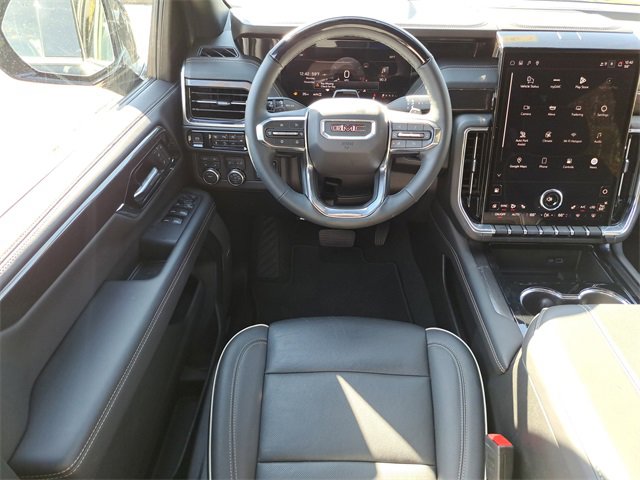 Used 2025 GMC Yukon XL Elevation image 11