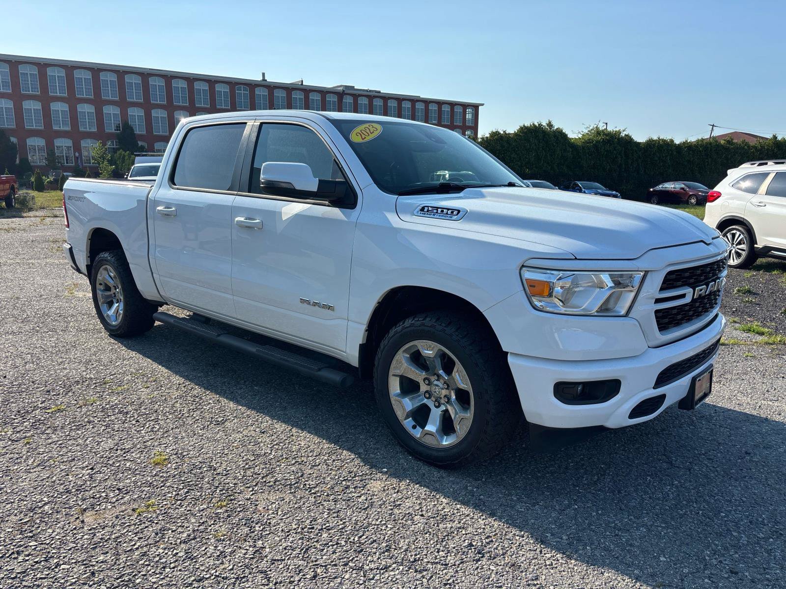 Used 2023 RAM 1500 Big Horn AWD/4WD image 3