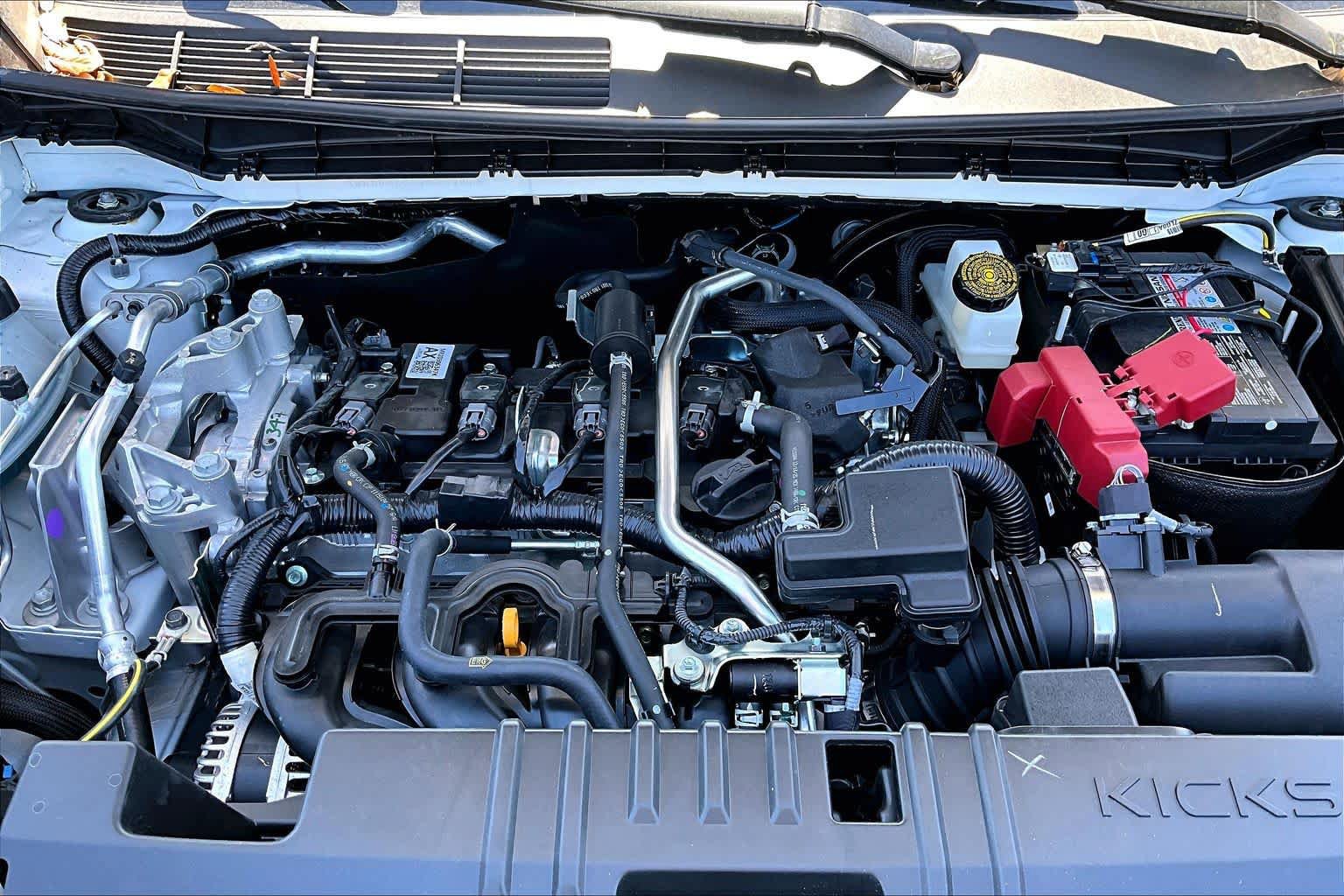 New 2026 Nissan Kicks SR FWD image 17