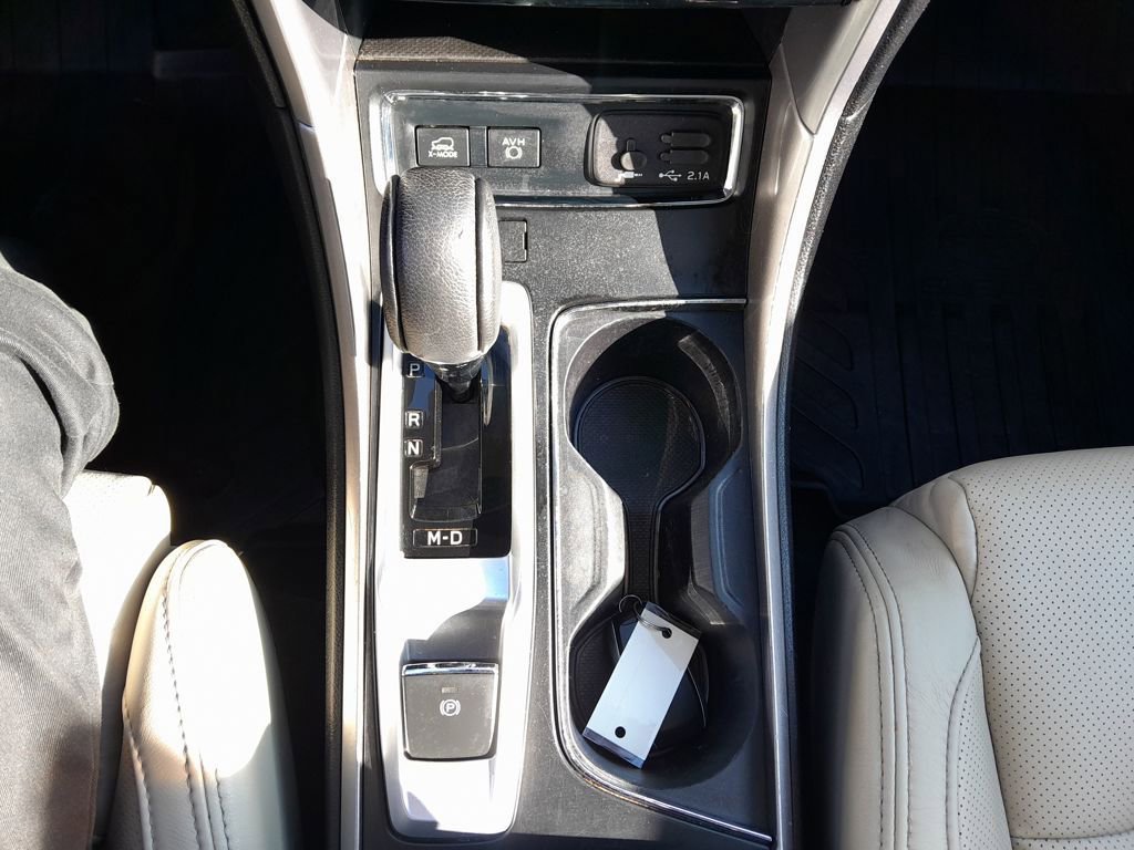 Used 2022 Subaru Ascent Limited image 26