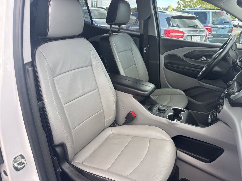 Used 2020 GMC Terrain SLT w/ Preferred Package image 16