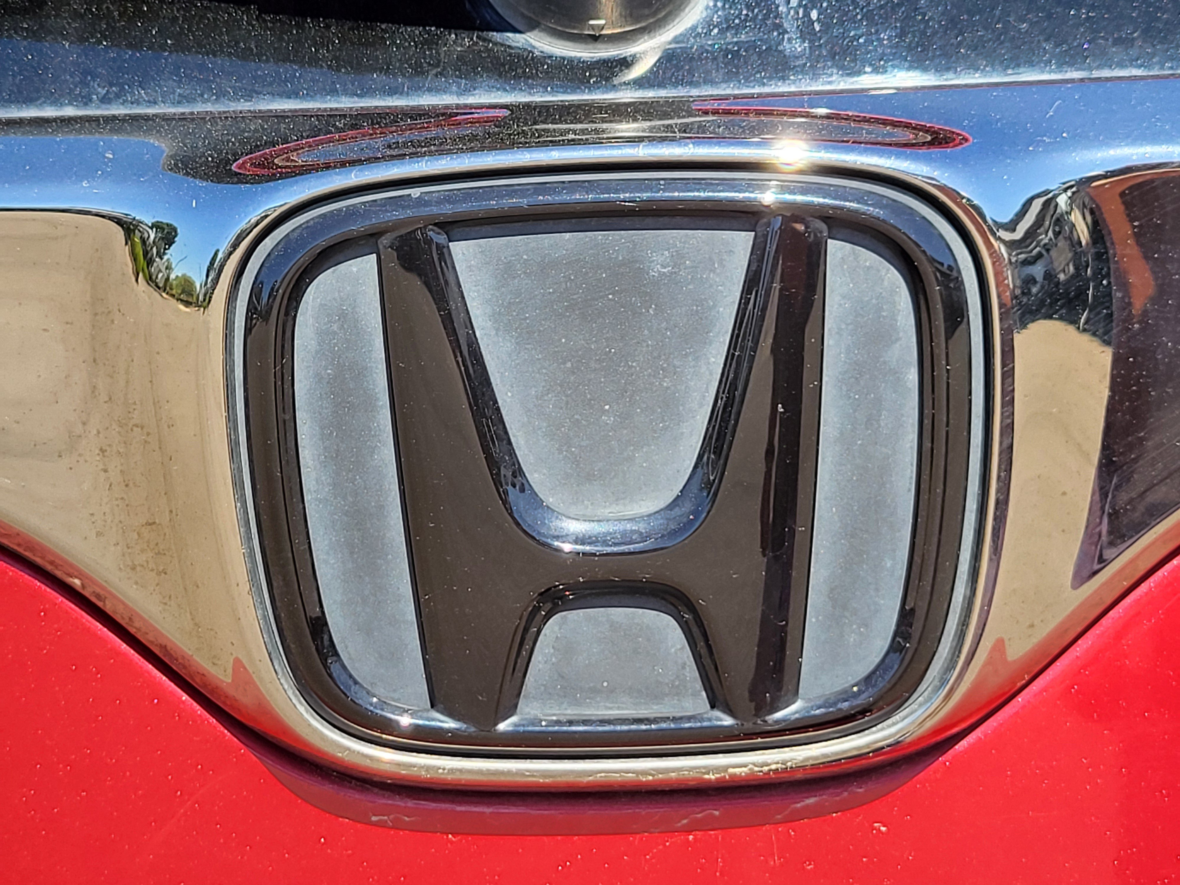 Used 2022 Honda CR-V Touring image 11