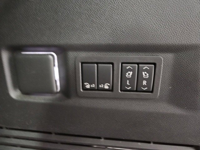 Certified 2023 Chevrolet Tahoe LT w/ Luxury Package image 15