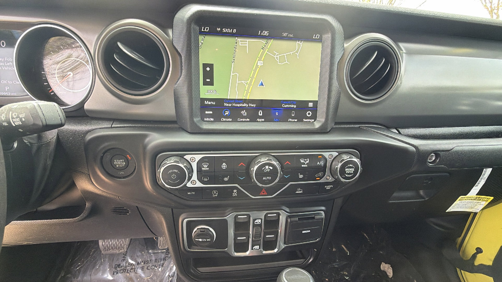Used 2023 Jeep Gladiator Willys AWD/4WD image 33