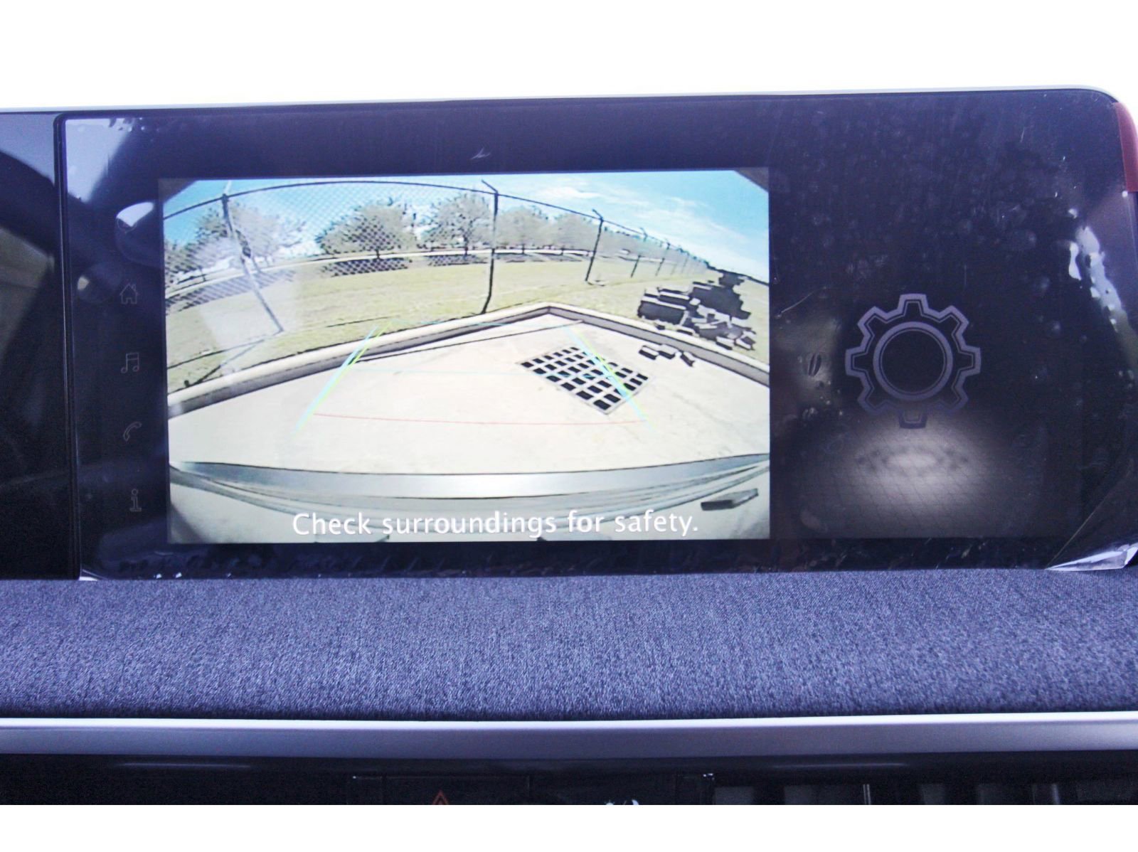 Certified 2025 Nissan Kicks SV image 24