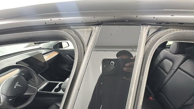 Used 2021 Tesla Model Y Performance image 30