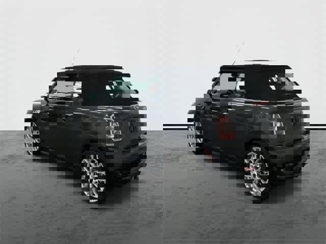 Used 2015 MINI Cooper S image 9