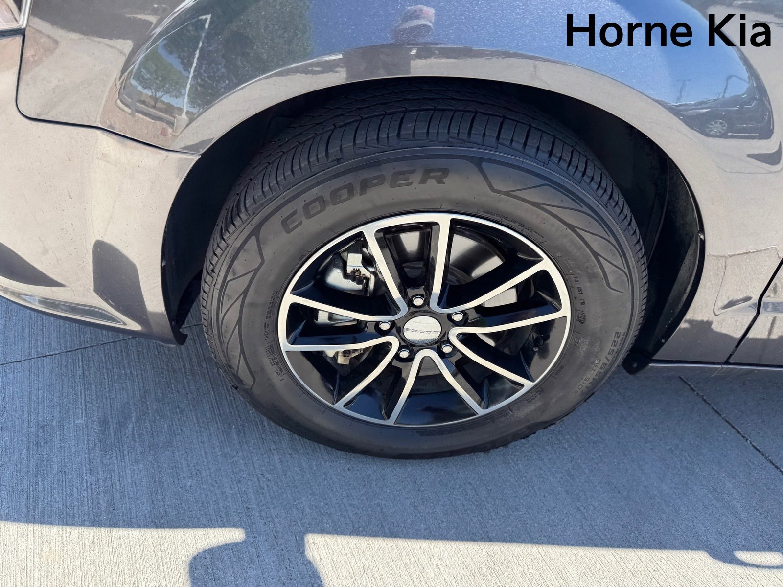 Used 2016 Dodge Grand Caravan R/T image 8