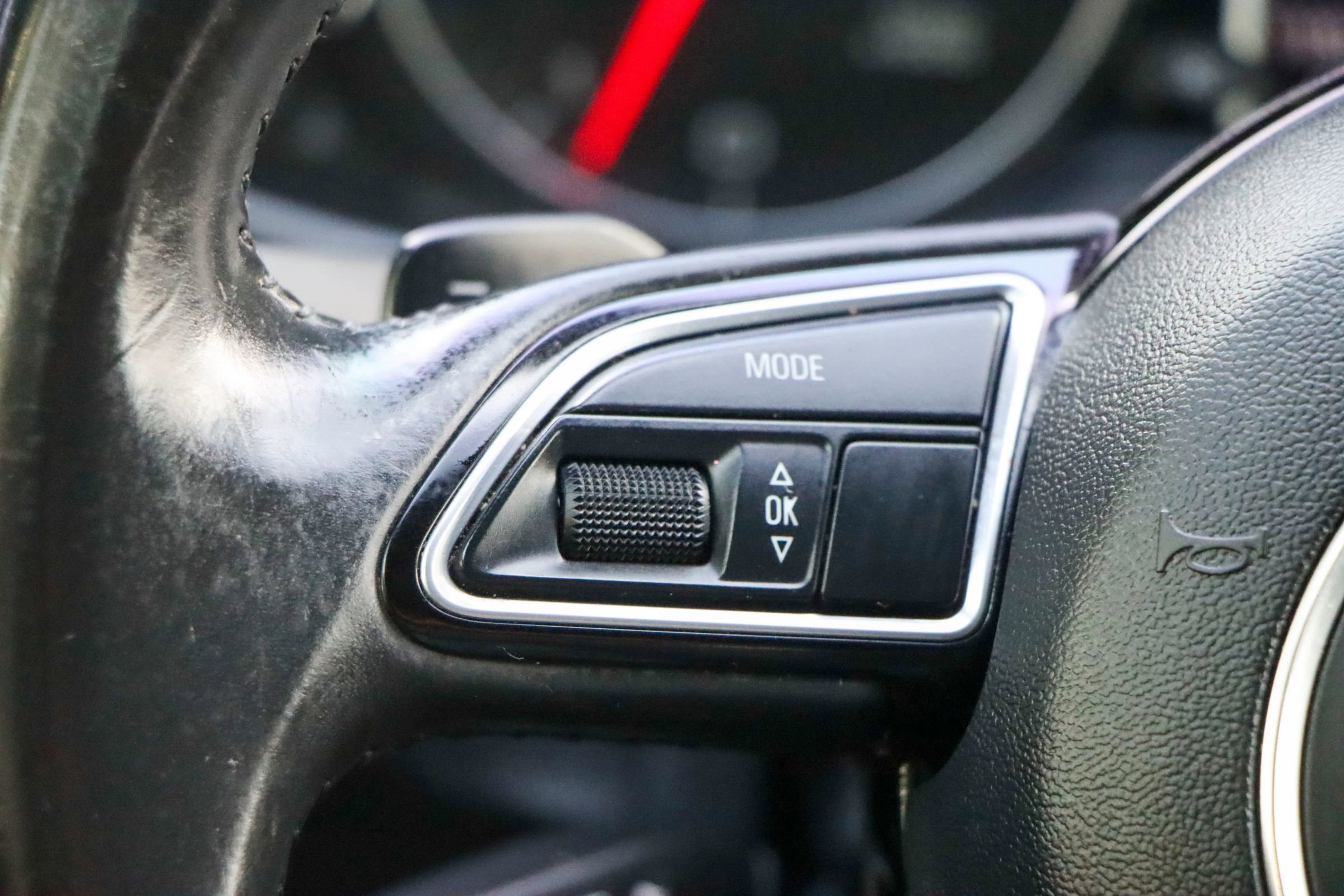 Used 2016 Audi Q5 2.0T Premium Plus w/ Technology Package image 29