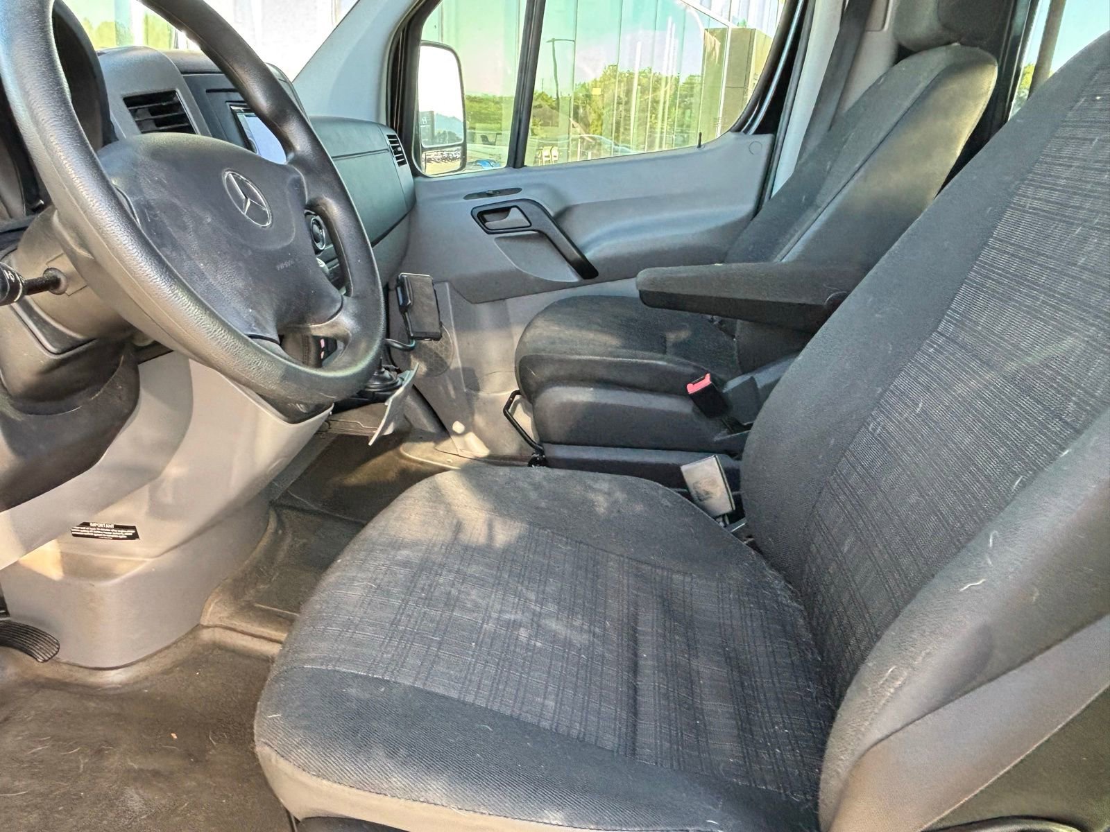 Used 2014 Mercedes-Benz Sprinter 3500 image 5