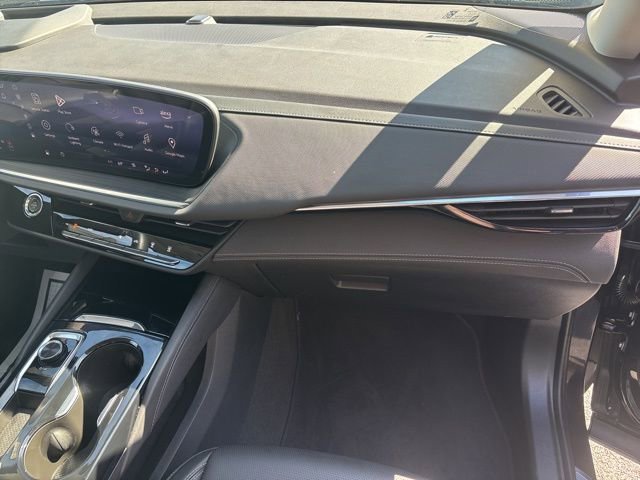 Used 2025 Buick Envision Preferred image 22