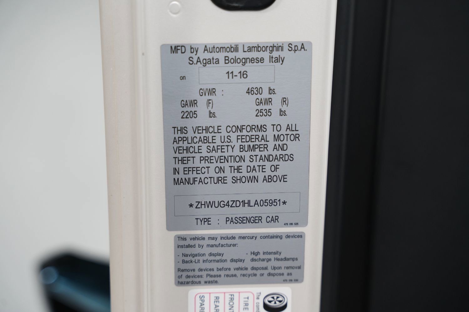 Used 2017 Lamborghini Aventador S image 56