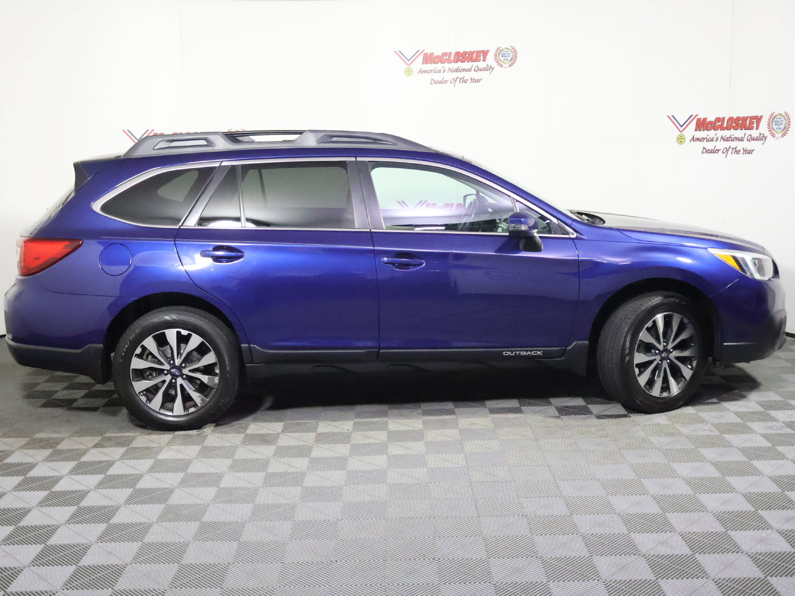 Used 2015 Subaru Outback 2.5i Limited AWD/4WD image 3