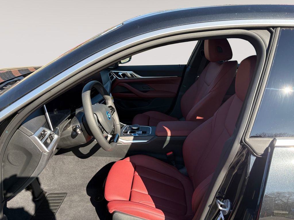 New 2026 BMW i4 xDrive40i w/ Premium Package image 9
