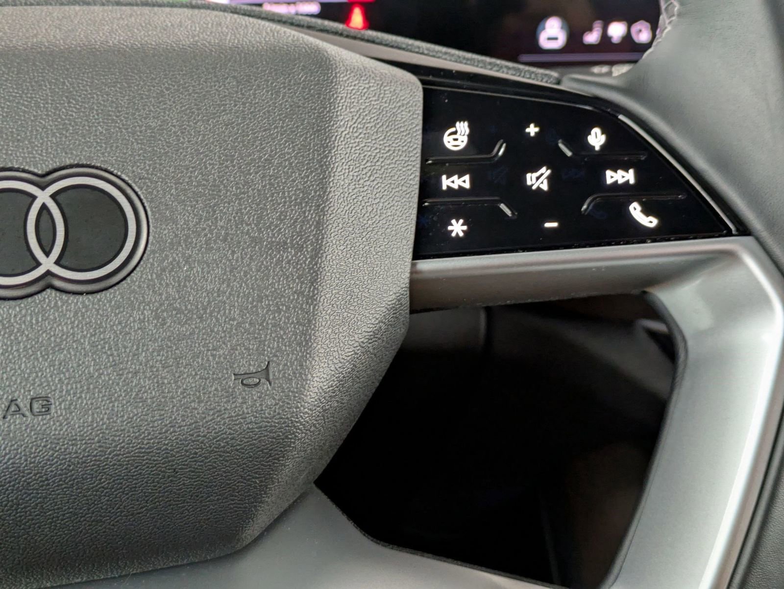 Used 2025 Audi Q5 Premium Plus w/ Premium Plus image 11