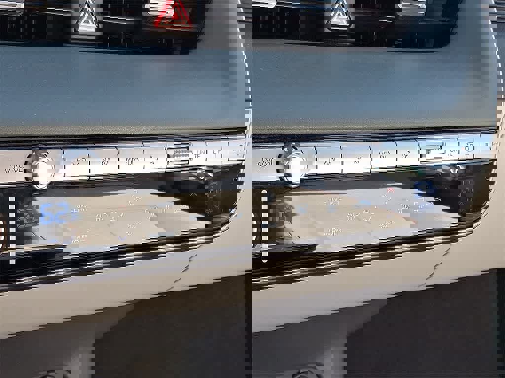 Used 2023 Hyundai Ioniq 5 SEL image 15