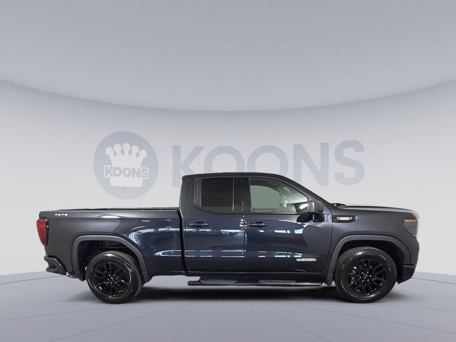 Used 2025 GMC Sierra 1500 Elevation image 8