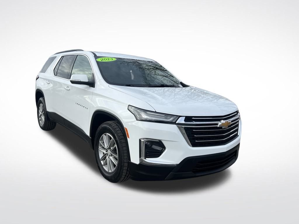 Used 2023 Chevrolet Traverse LT image 7
