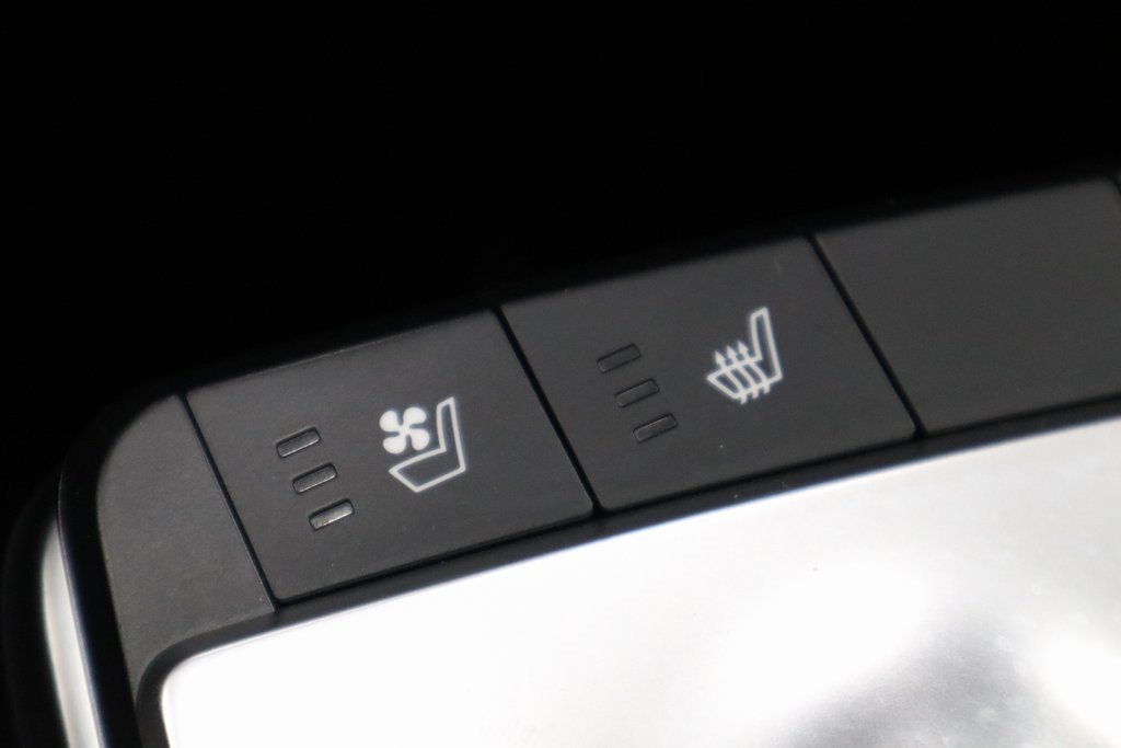 Used 2022 Kia EV6 Wind image 5