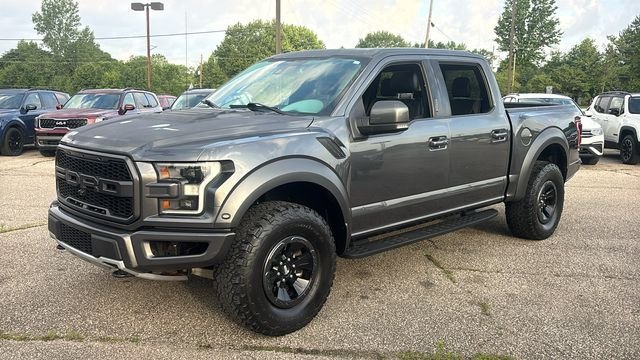 Used 2017 Ford F150 Raptor w/ Equipment Group 802A Luxury AWD/4WD image 3
