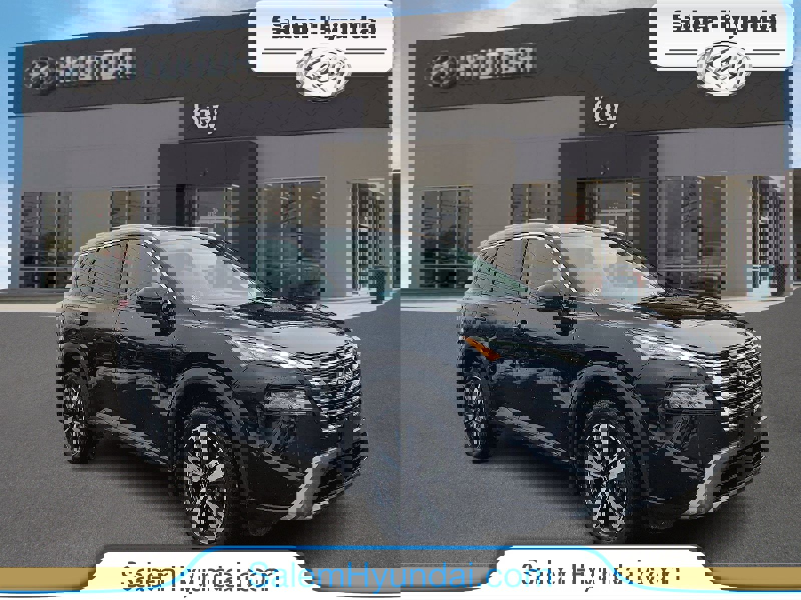 Used 2024 Nissan Rogue SL image 1