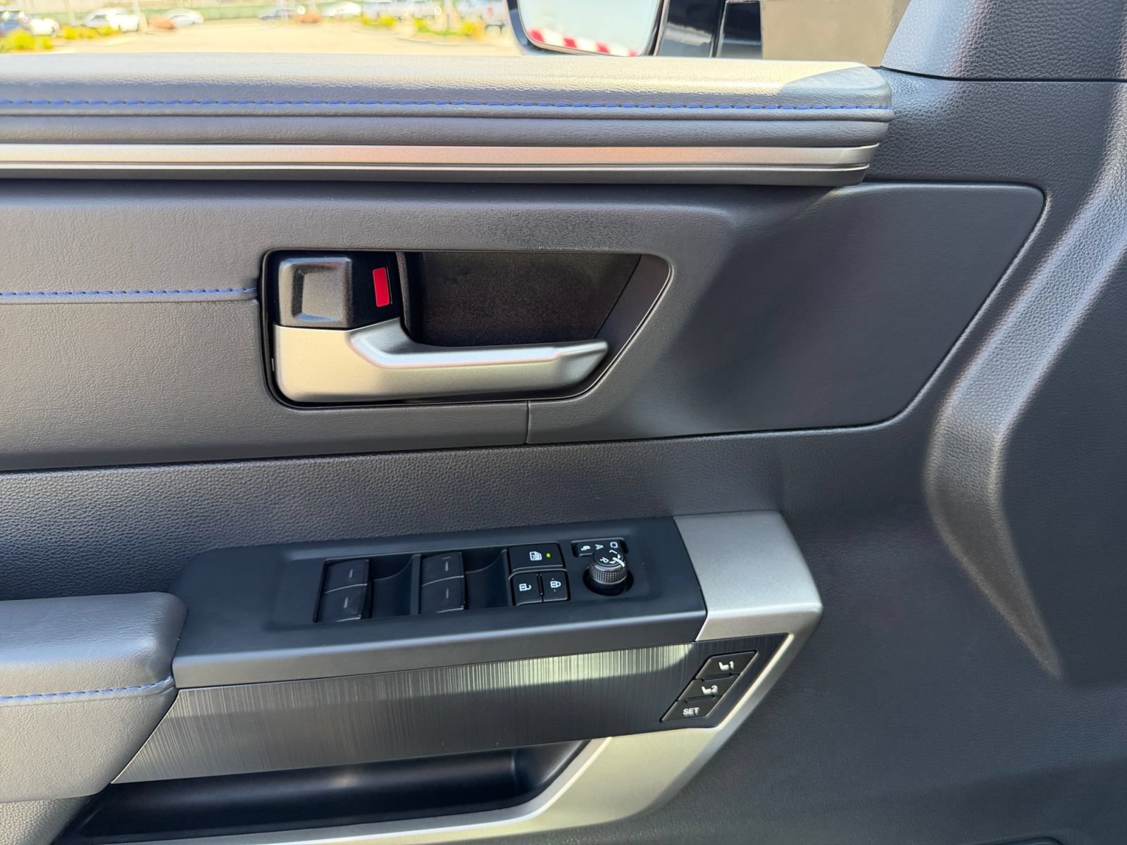 New 2026 Toyota Sequoia Platinum AWD/4WD image 17