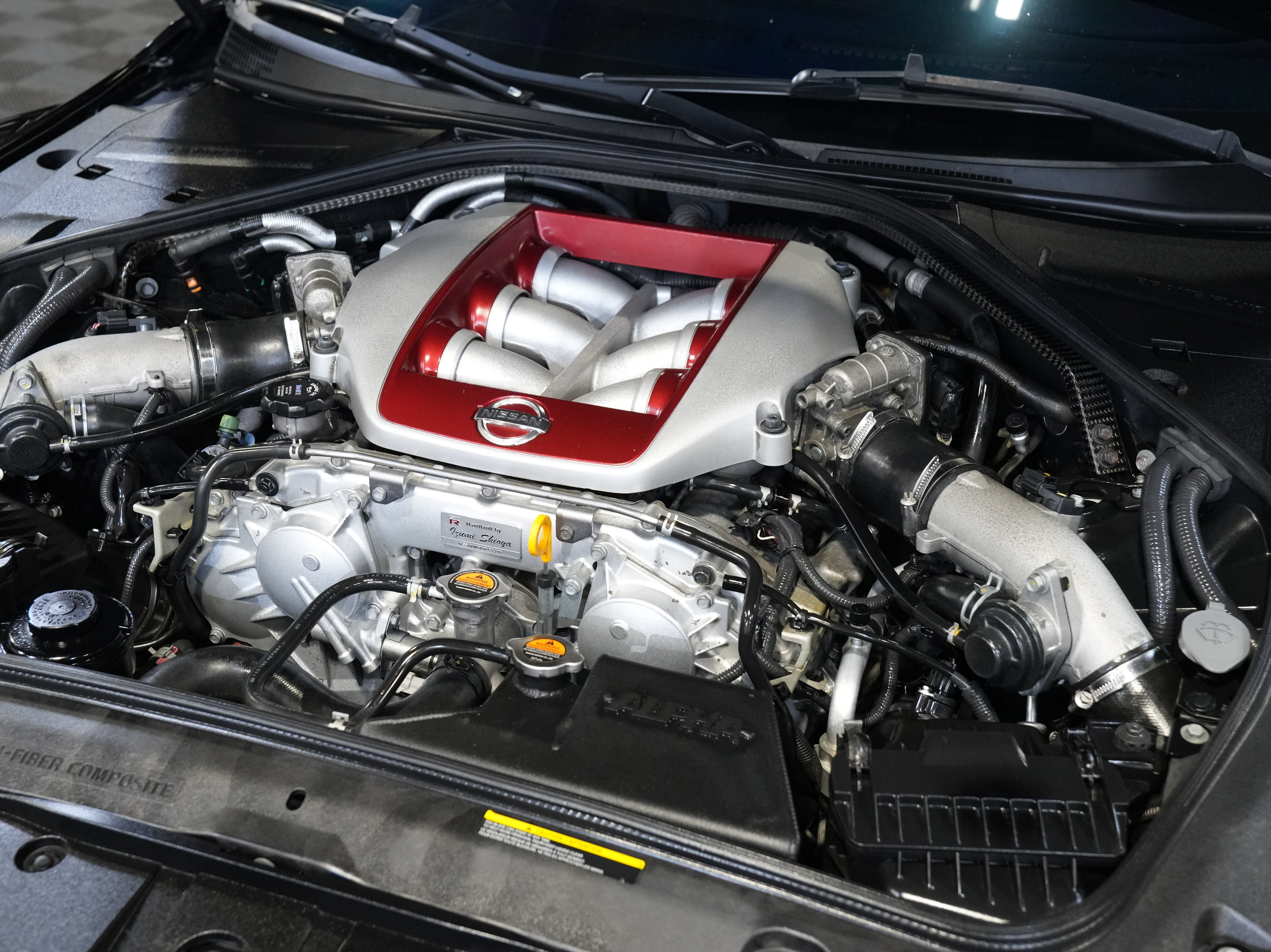 Used 2015 Nissan GT-R Black Edition AWD/4WD image 43