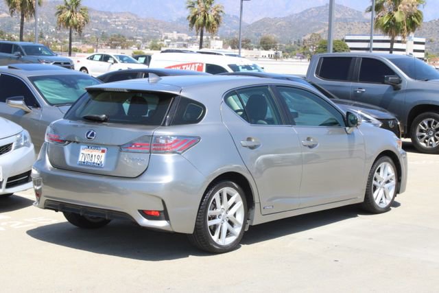 Used 2017 Lexus CT 200h FWD image 22