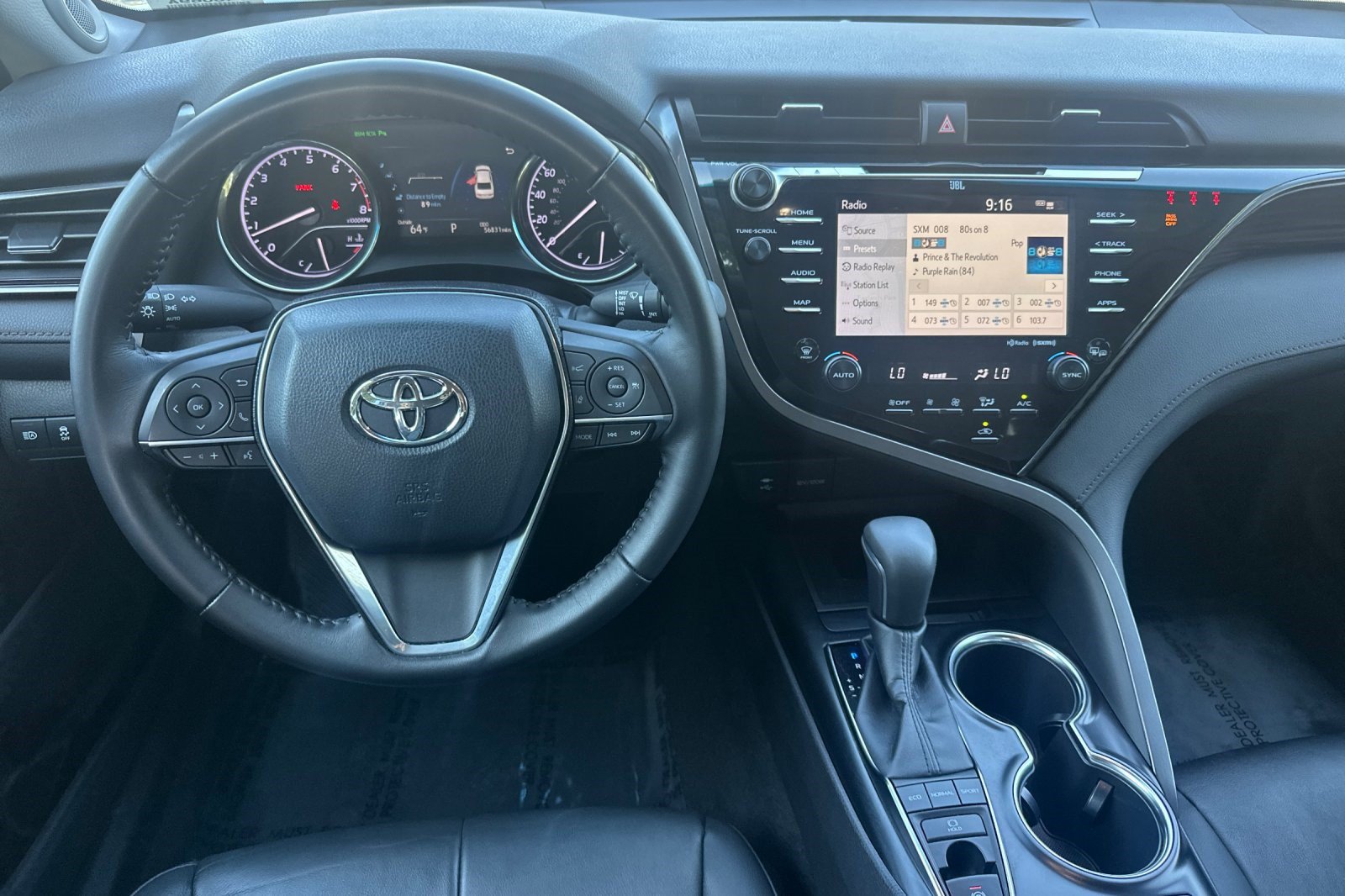 Used 2019 Toyota Camry XLE w/ Driver Assist Package FWD image 18
