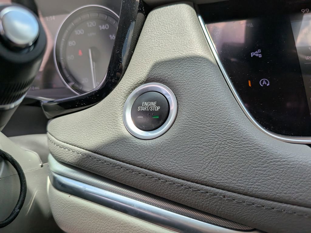 Used 2020 Cadillac XT5 Premium Luxury FWD image 25
