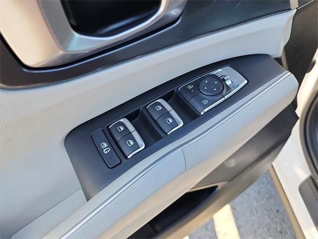 New 2026 Kia Sorento S image 12