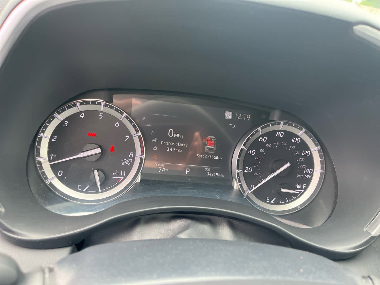 Used 2022 Toyota Highlander XLE AWD/4WD image 13